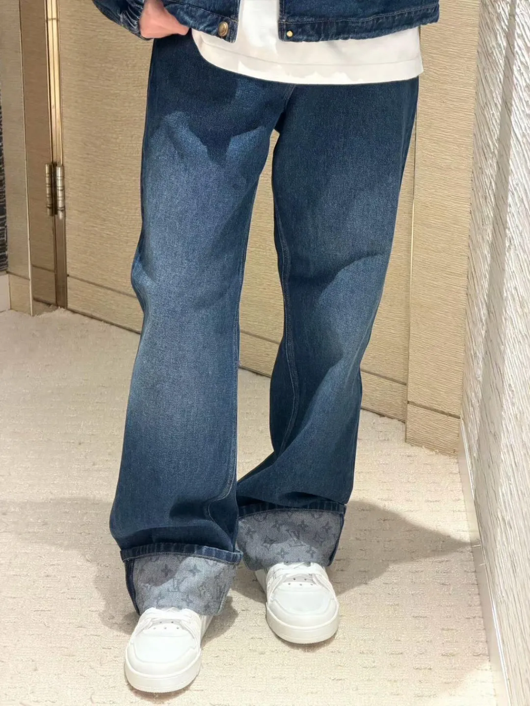 Louis Vuitton/Louis Vuitton cuffed presbyopic skateboard jeans